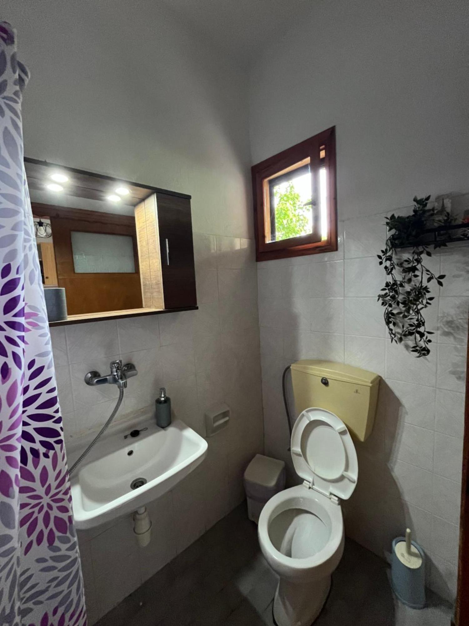 Eleni Antonouli Rooms Kókkinon Nerón エクステリア 写真